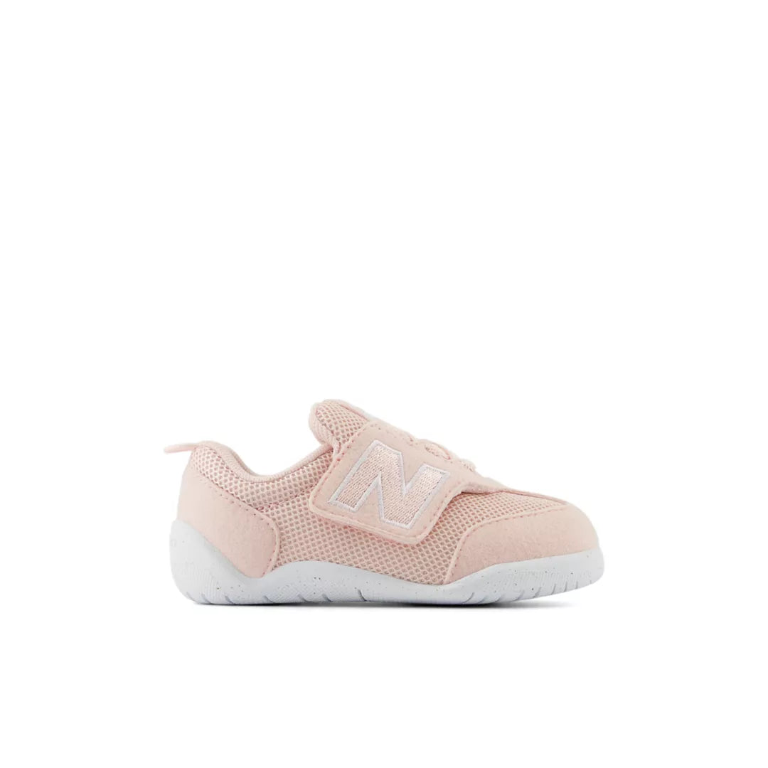 CRYSTAL PINK with NB WHITE,2,Wide (W)