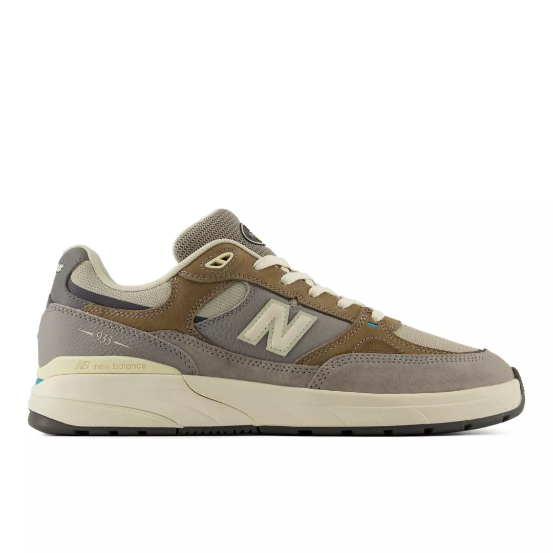 New Balance NB Numeric Andrew Reynolds 933