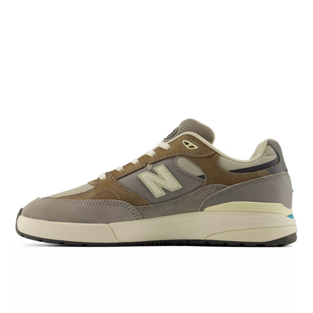 New Balance NB Numeric Andrew Reynolds 933
