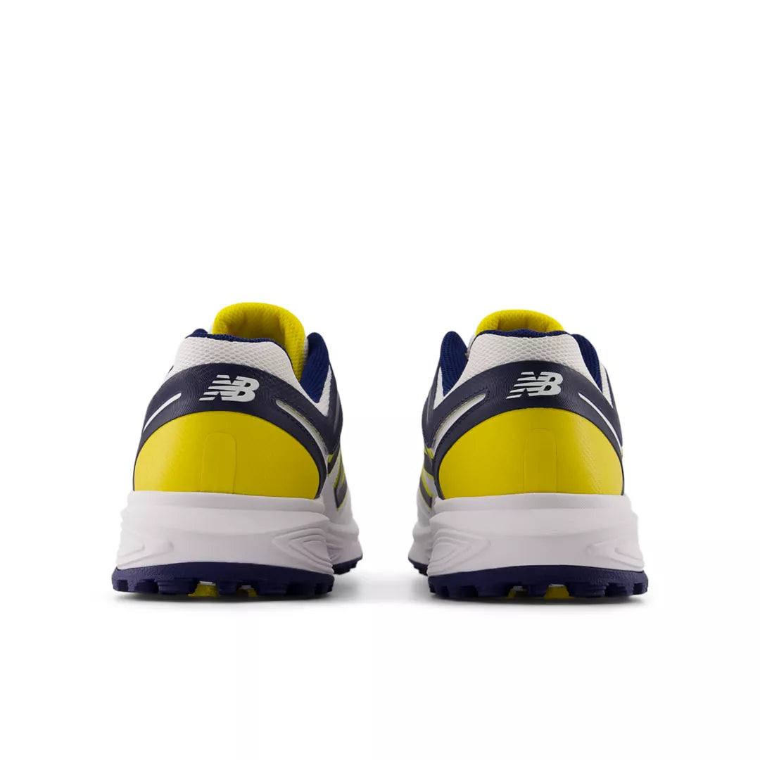 New Balance Fresh Foam Contend V3