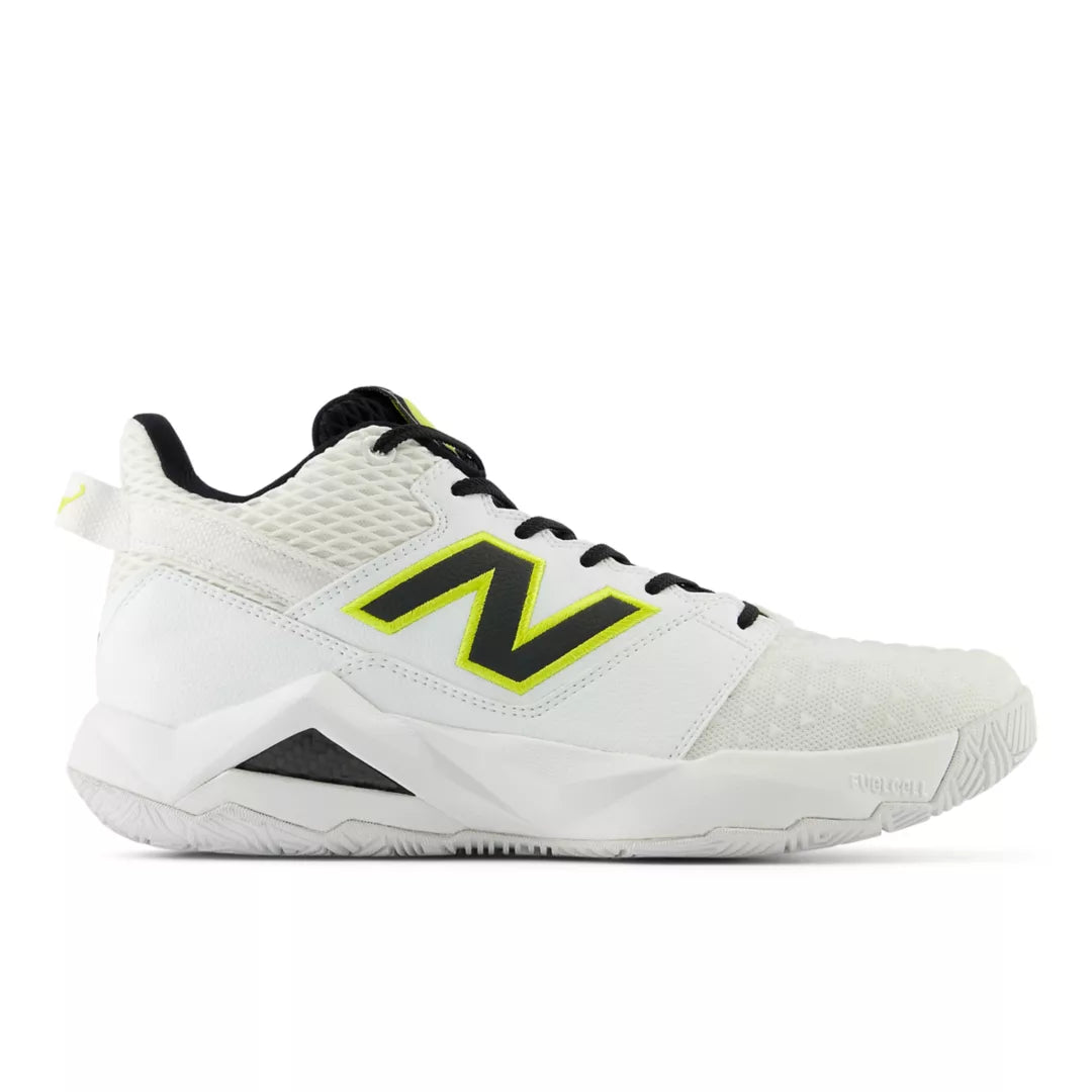 NB WHITE with BLACK,6,Standard (B)