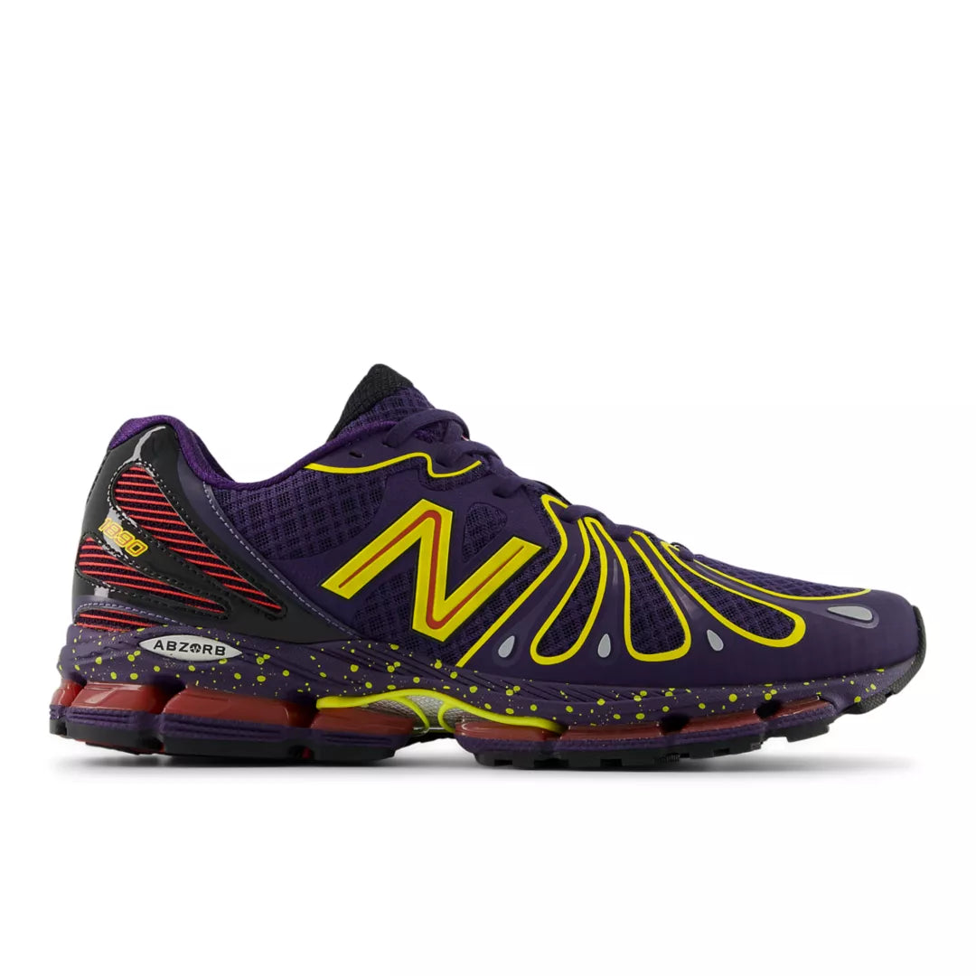 BOYSENBERRY with PUNCH YELLOW,M6 / W7.5,Standard (D)