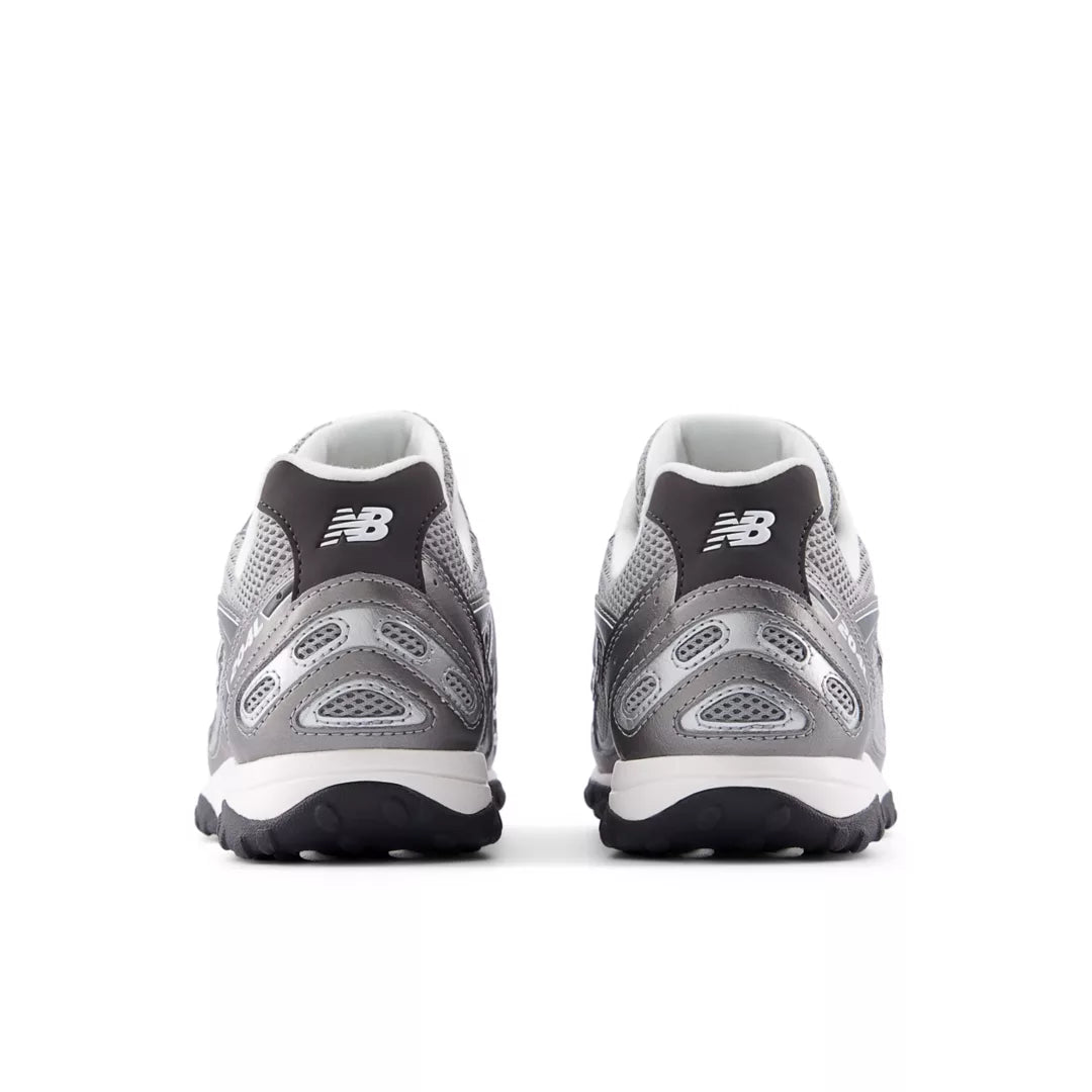 New Balance 204L