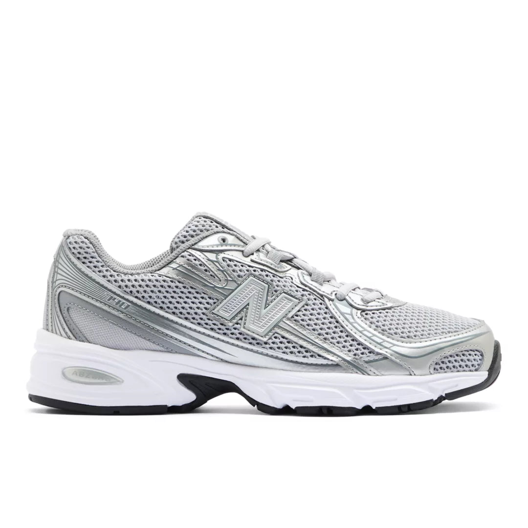 CASTLEROCK with Metallic Silver and Silver Metallic,M6 / W7.5,Standard (D)