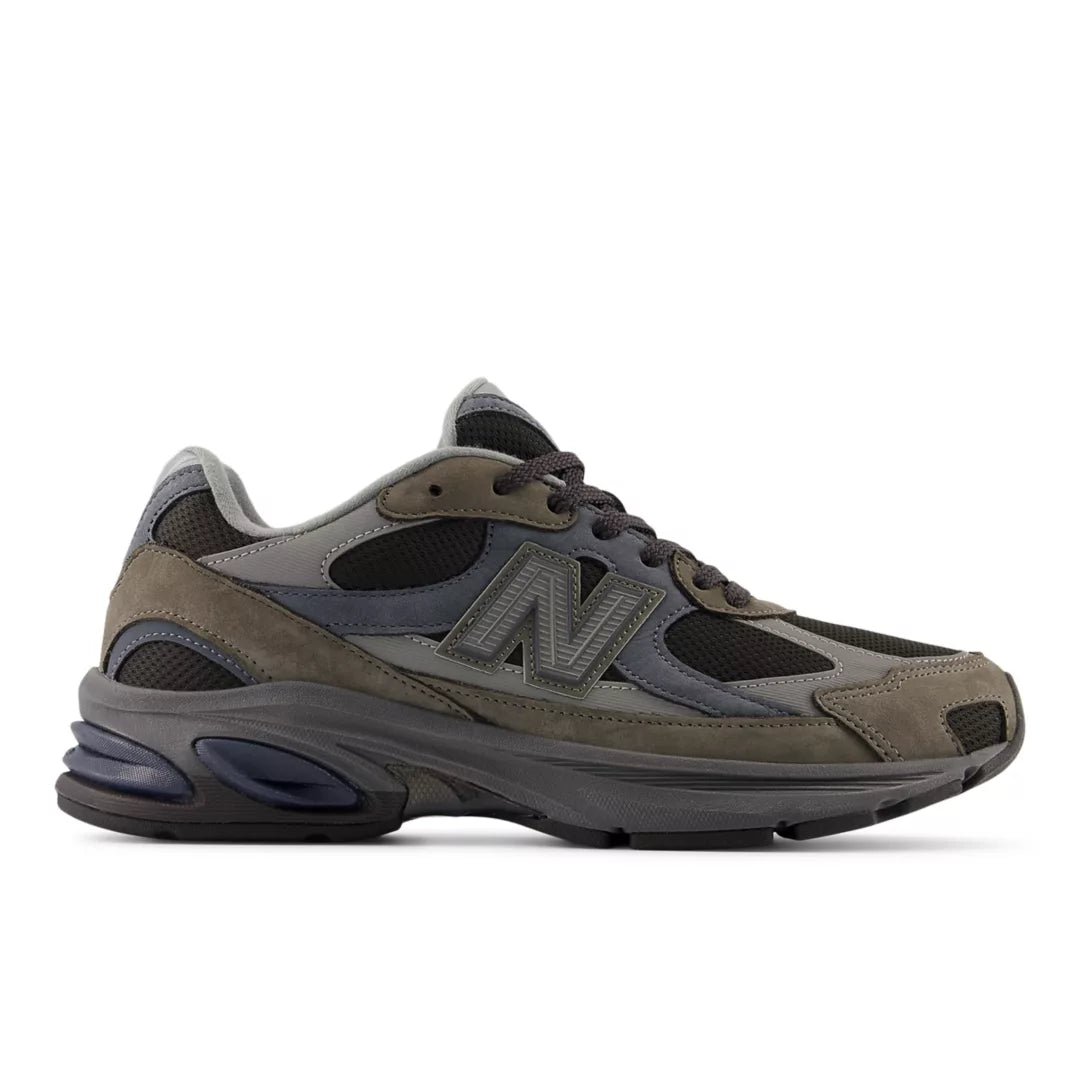 TORNADO with FADED BLACK and DARK SILVER METALLIC,M6 / W7.5,Standard (D)