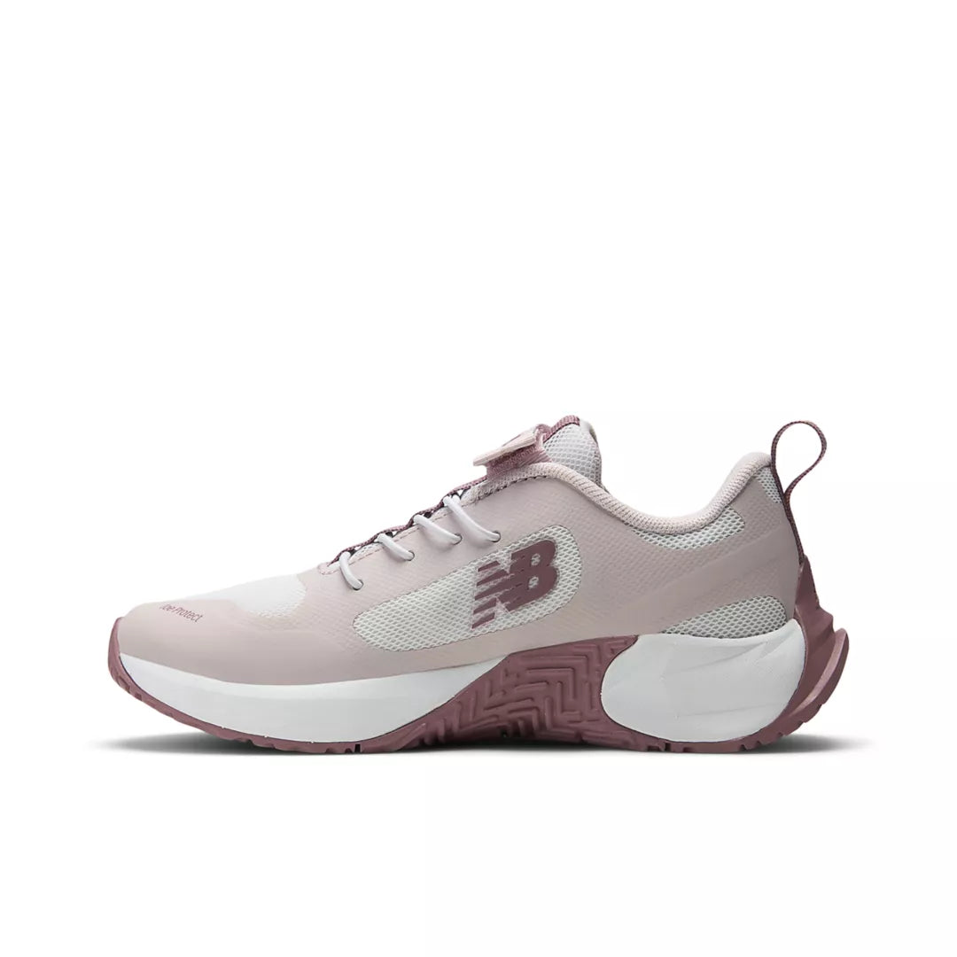 New Balance FuelCell Play Bungee Lace with Top Strap