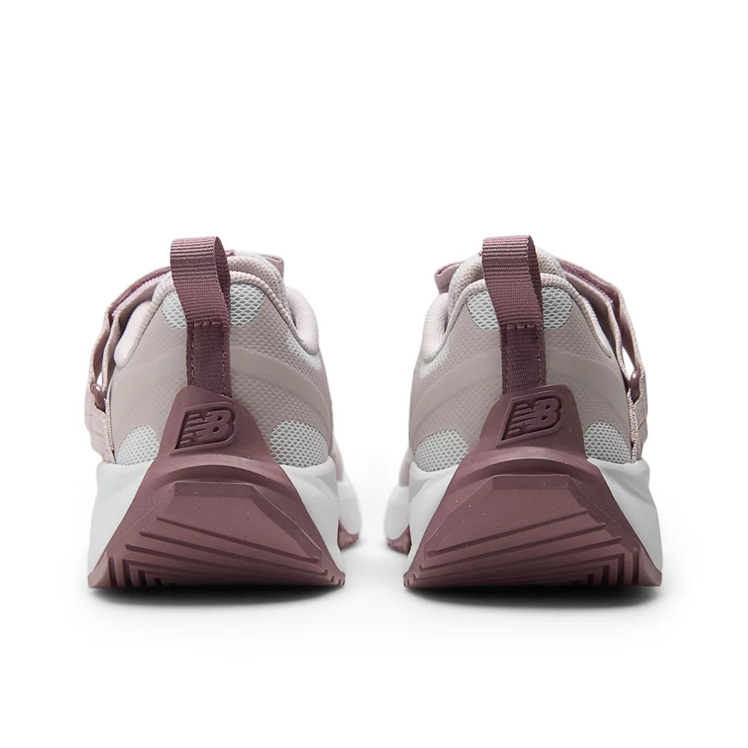 New Balance FuelCell Play Bungee Lace with Top Strap