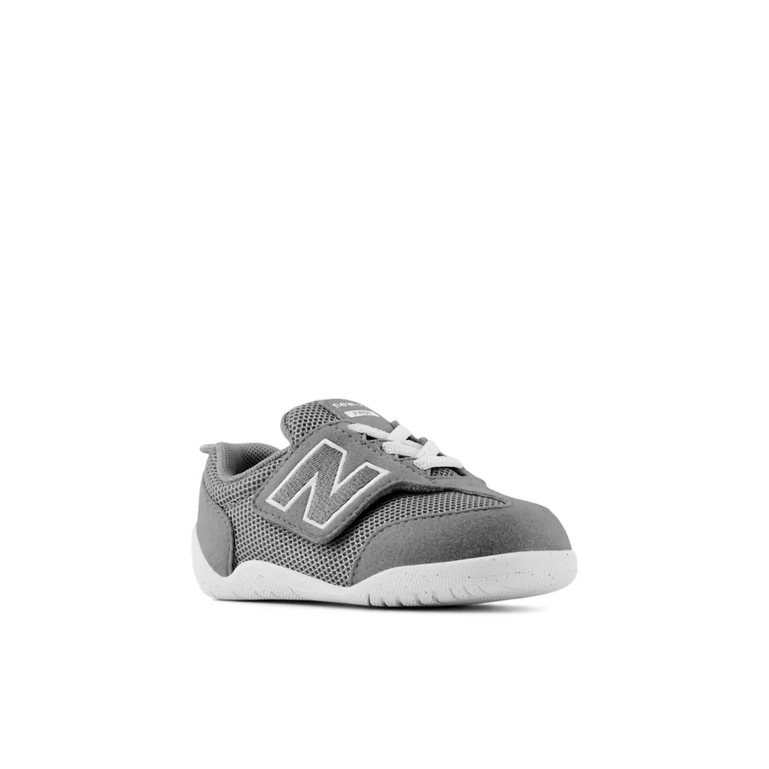 New Balance NEW-B FIRST Hook & Loop