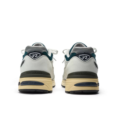 New Balance Made in UK 991v2