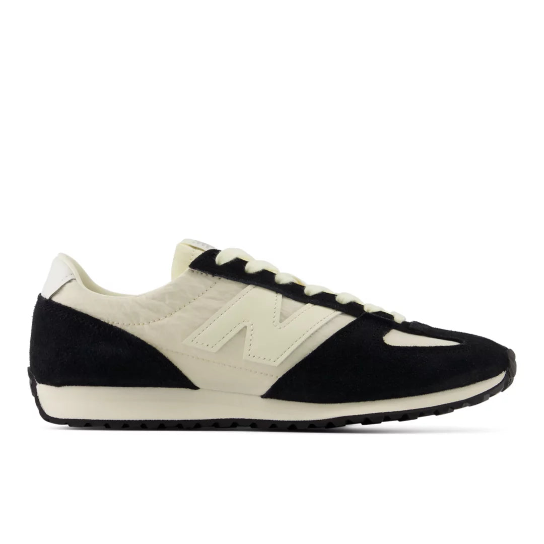 BLACK with ANGORA,M6 / W7.5,Standard (D)