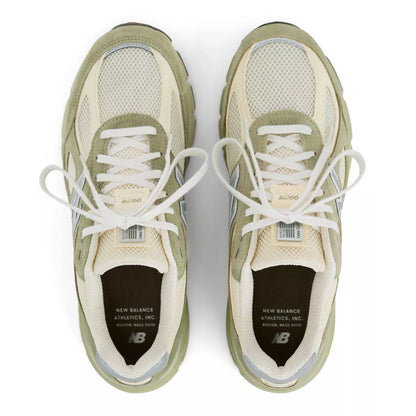 New Balance Made in USA 990v4