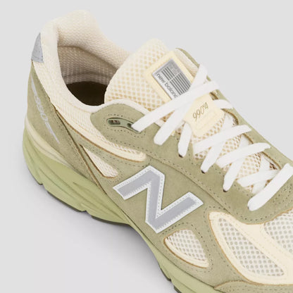 New Balance Made in USA 990v4
