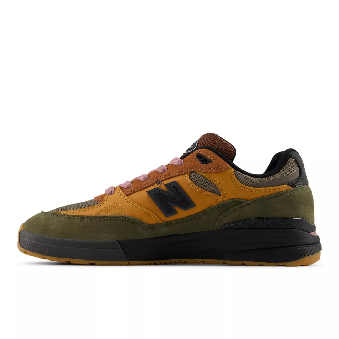 New Balance Mike Gigliotti x NB Numeric 933 Reynolds
