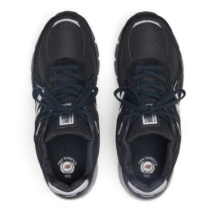 New Balance Made in USA 990v4