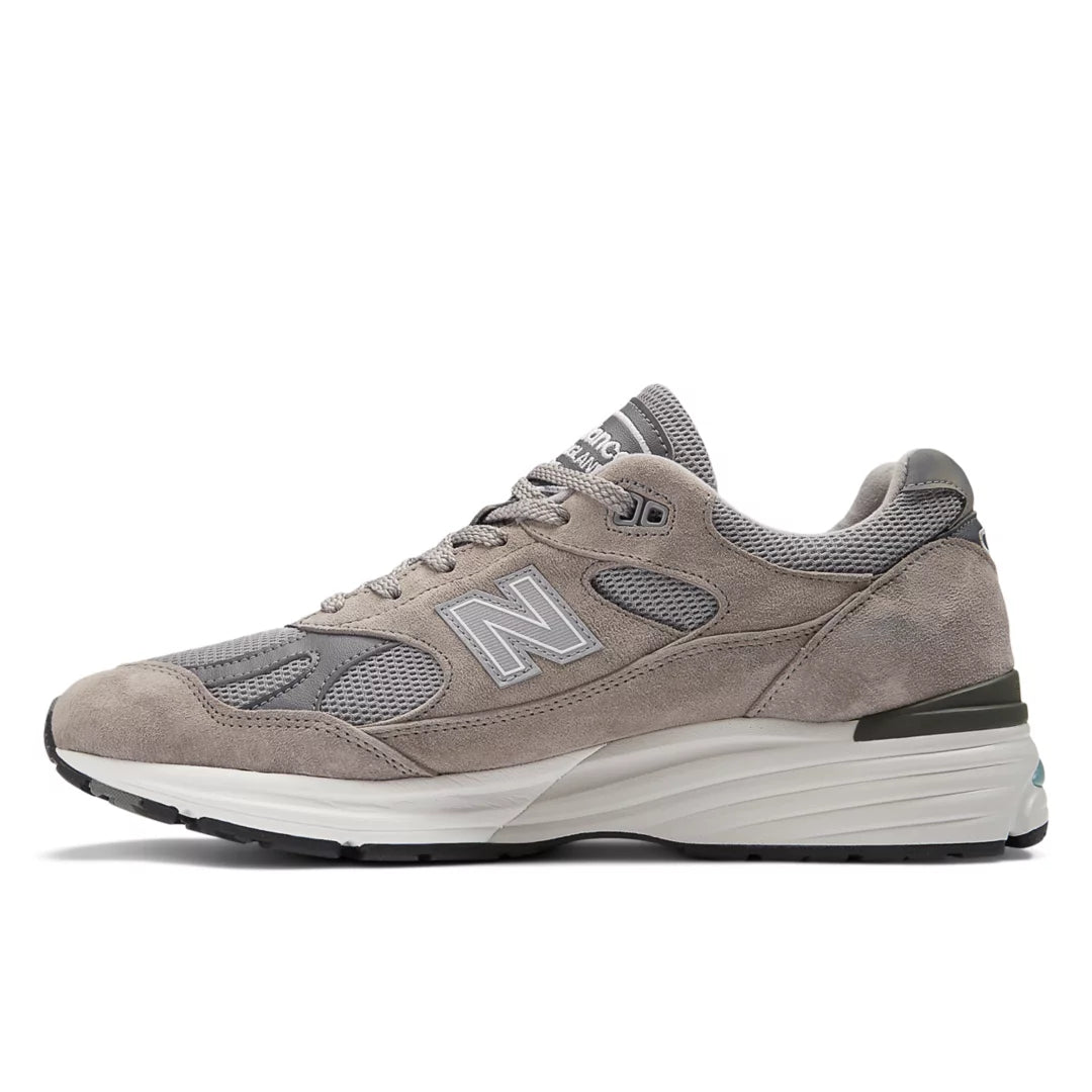 New Balance Made in UK 991v2