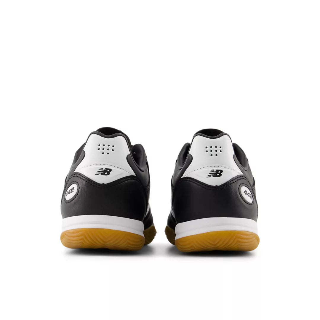 New Balance 442 Pro IN V3