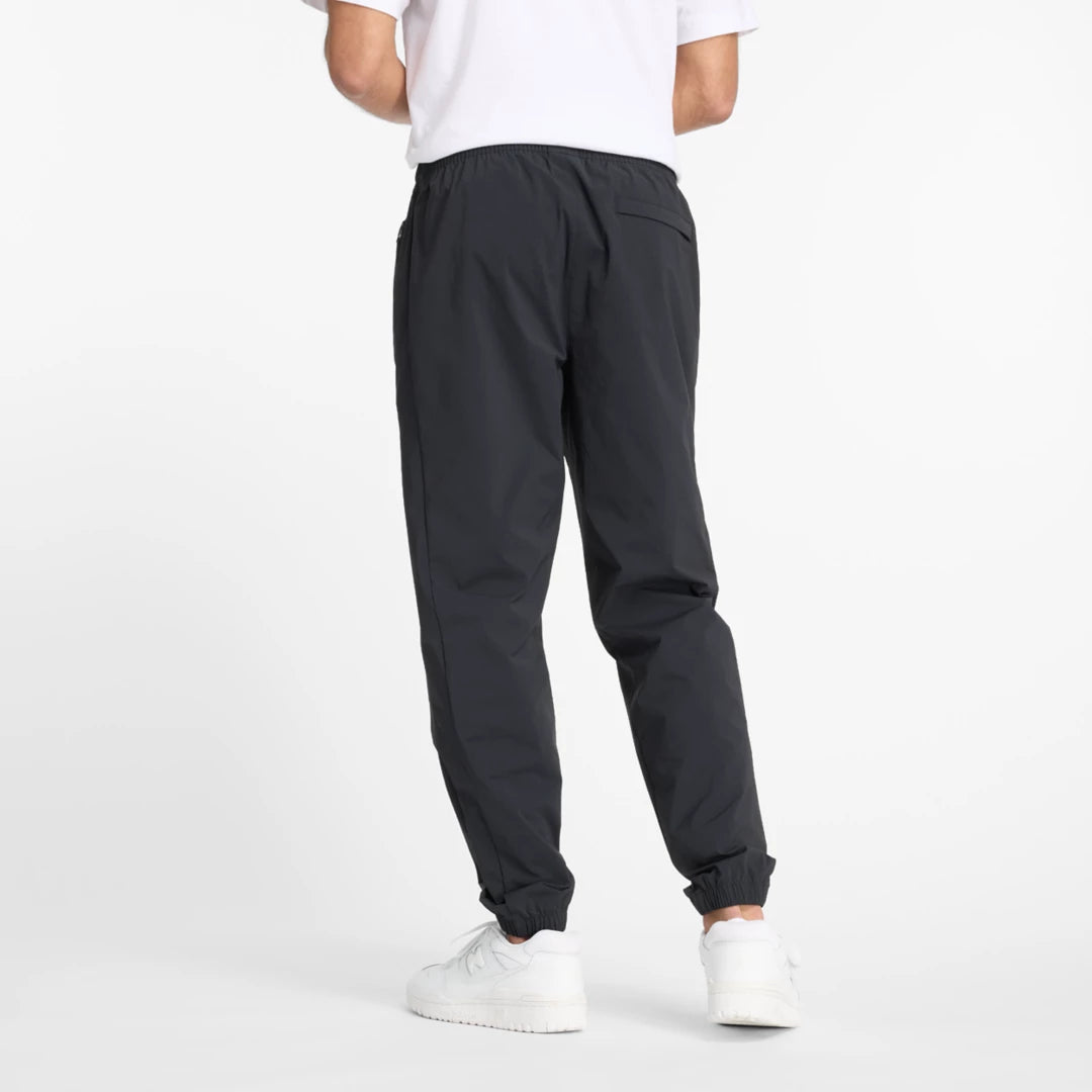 New Balance Athletics Stretch Woven Jogger
