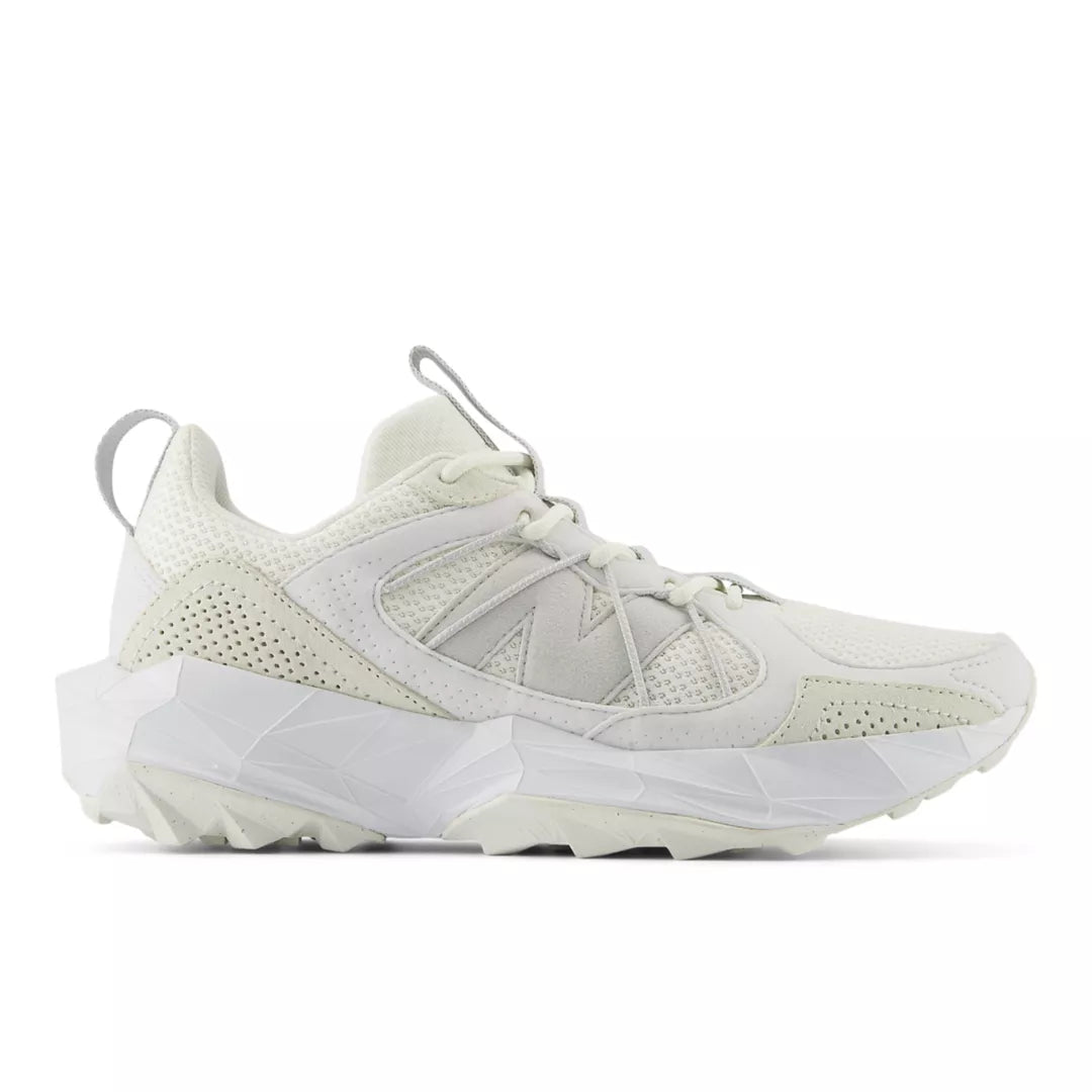 SEA SALT with WHITE and GREY MATTER,6,Standard (B)