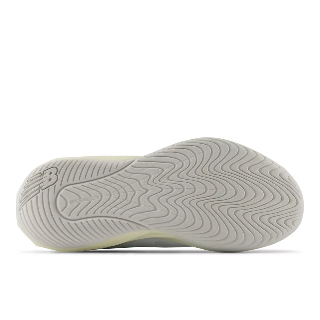 New Balance FuelCell 796v5