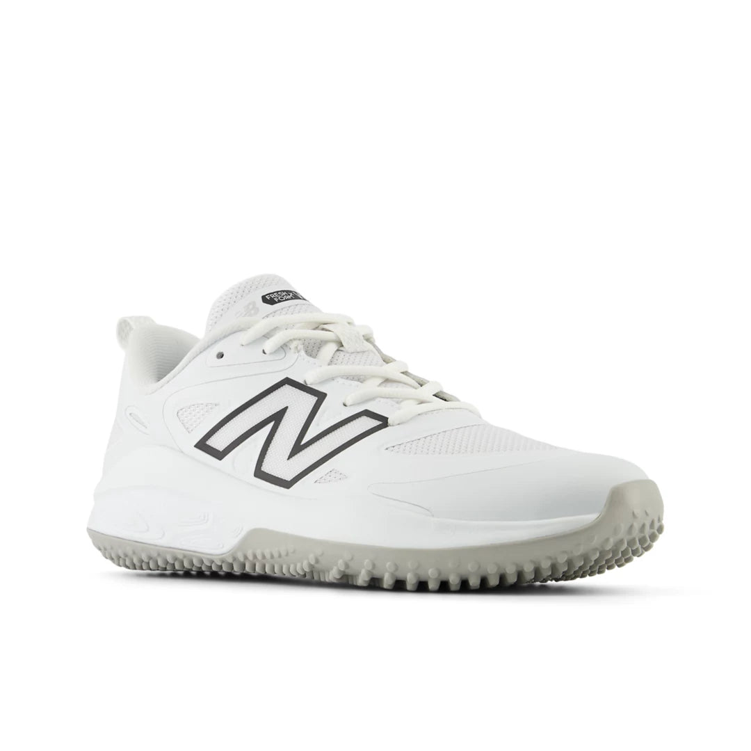 New Balance Fresh Foam Velo v4 Turf-Trainer