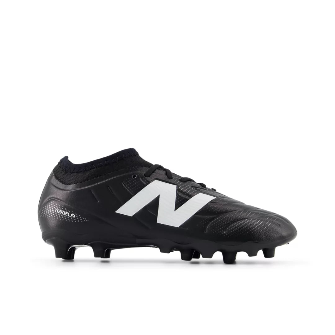 New Balance Tekela Team Low Laced Jnr FG V5