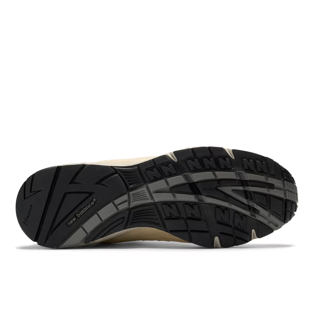 New Balance Made in UK 991v1
