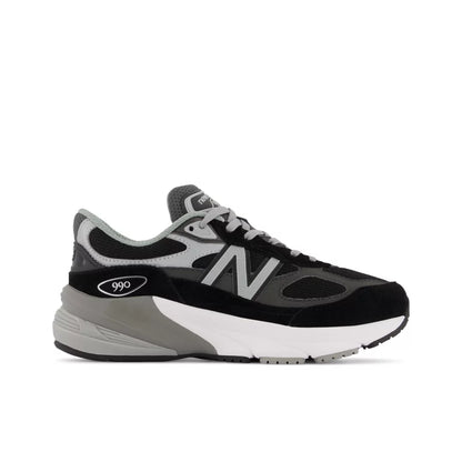 BLACK with SILVER,3.5,Standard (M)