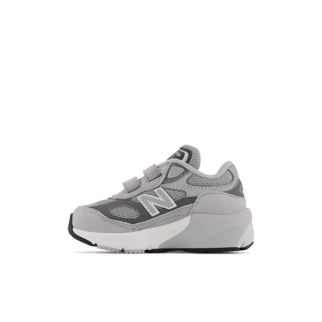 New Balance FuelCell 990v6 Hook & Loop